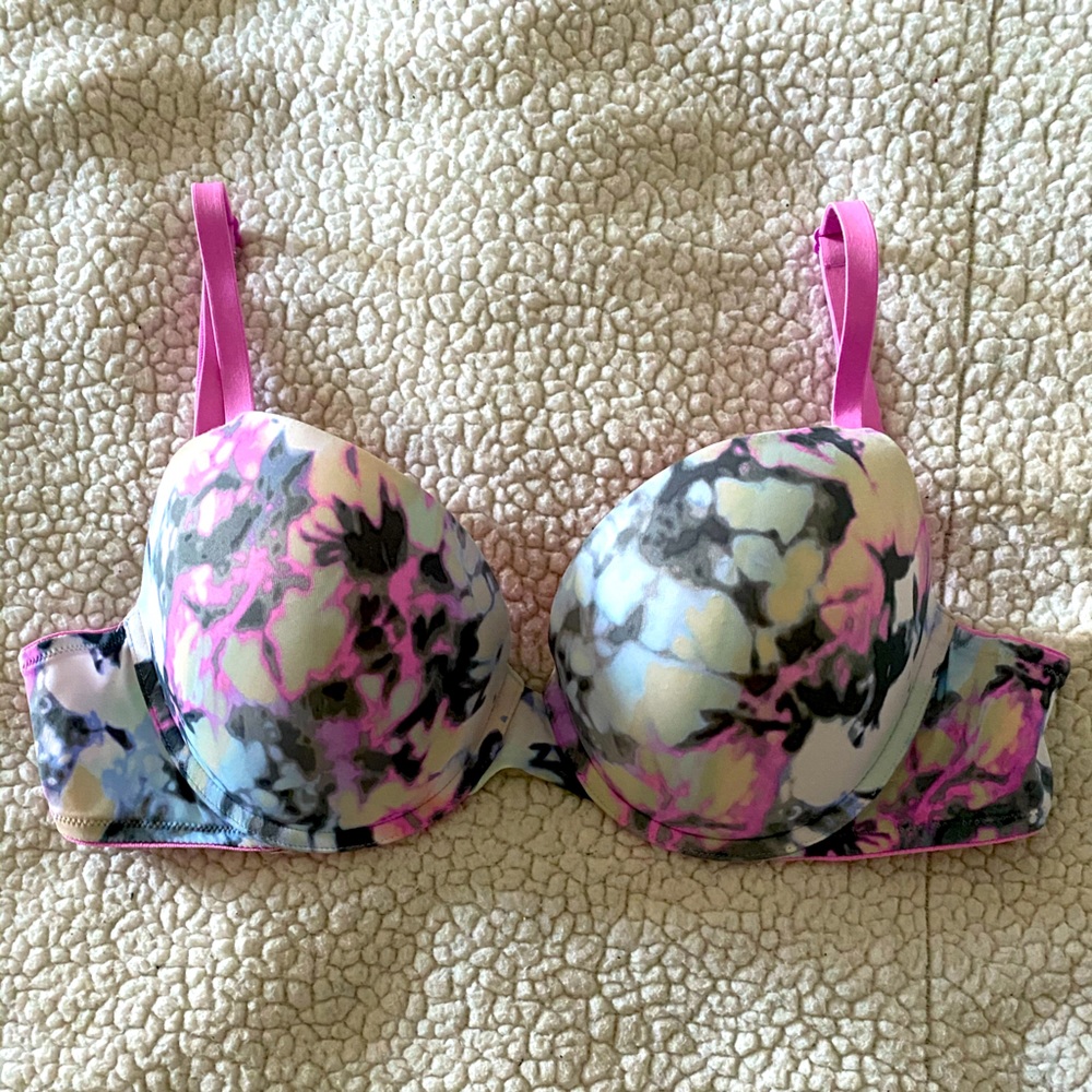 Victoria’s Secret PUSH-UP PINK BRA